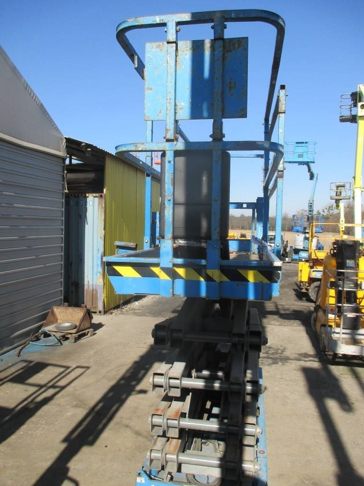 Genie GS 3232 - Scissor lift: picture 3 Genie GS 3232 - Scissor lift: picture 3