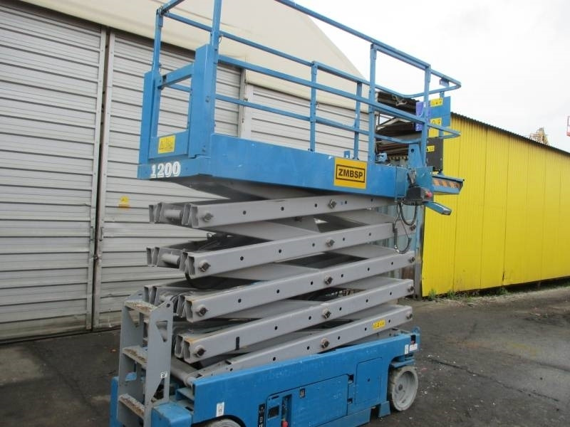Genie GS 3232 - Scissor lift: picture 2 Genie GS 3232 - Scissor lift: picture 2