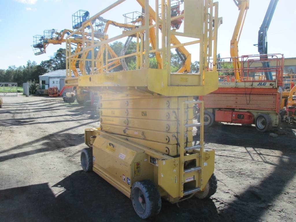 HAB S142-12E2WD - Scissor lift: picture 5 HAB S142-12E2WD - Scissor lift: picture 5