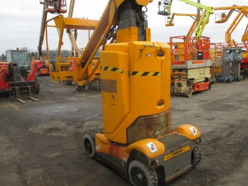 Haulotte Star 10 - Vertical mast lift: picture 3 Haulotte Star 10 - Vertical mast lift: picture 3