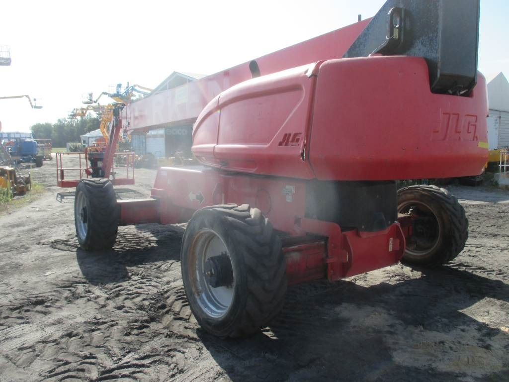 Telescopic boom JLG 1200 SJP: picture 8