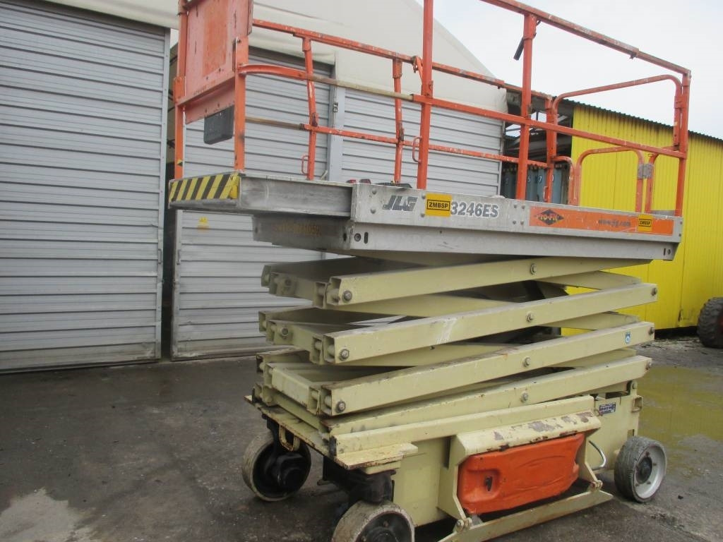 JLG 3246 ES - Scissor lift: picture 2 JLG 3246 ES - Scissor lift: picture 2