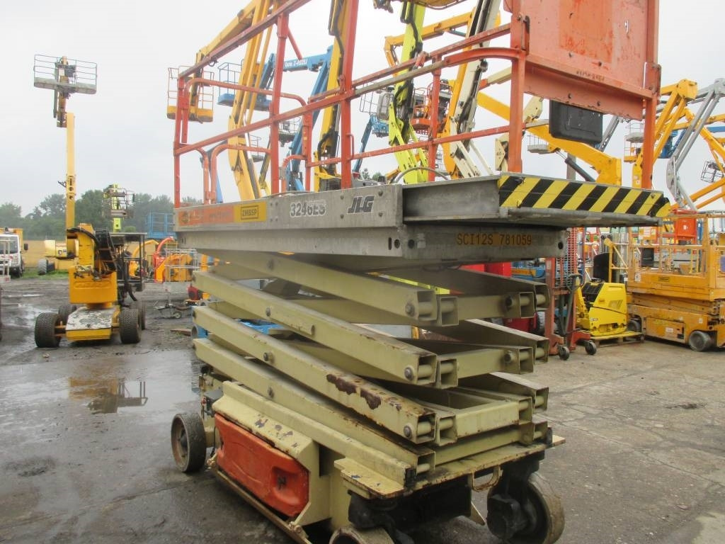 JLG 3246 ES - Scissor lift: picture 4 JLG 3246 ES - Scissor lift: picture 4