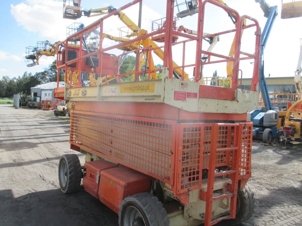 JLG 4069 LE - Scissor lift: picture 5 JLG 4069 LE - Scissor lift: picture 5