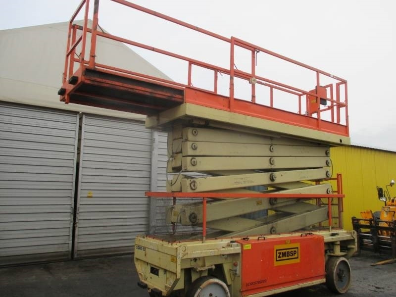 JLG Liftlux 180-12  - Scissor lift: picture 2 JLG Liftlux 180-12  - Scissor lift: picture 2