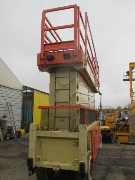 JLG Liftlux 245-12  - Scissor lift: picture 4 JLG Liftlux 245-12  - Scissor lift: picture 4