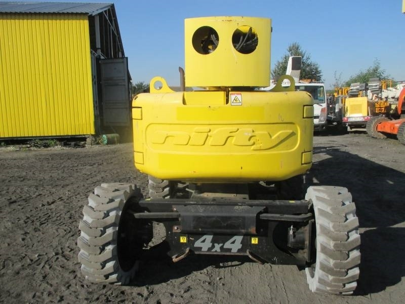 Articulated boom Niftylift HR 17 D 4x4: picture 10