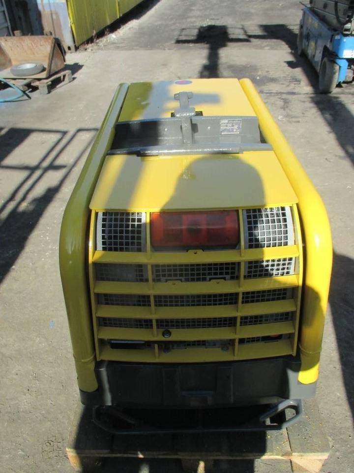 Wacker Neuson DPU 80 - Vibratory plate: picture 3 Wacker Neuson DPU 80 - Vibratory plate: picture 3