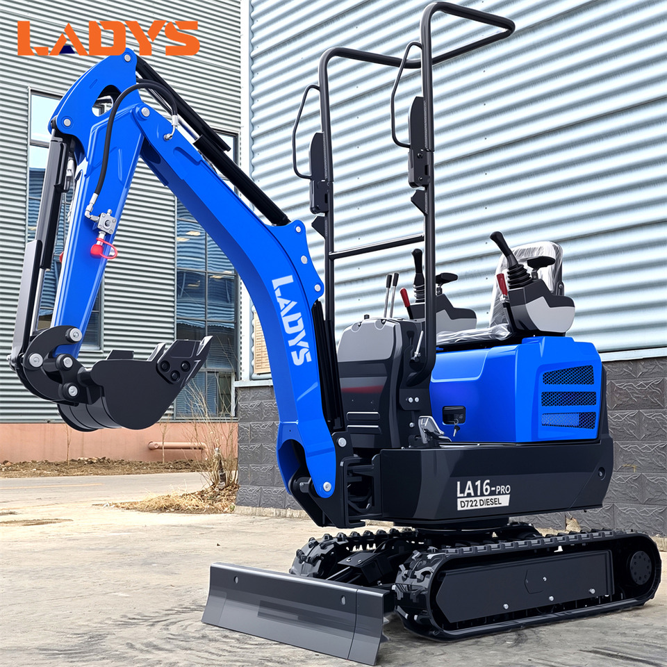 LADYS LA16Pro Mini Excavator Digger Miniexcavadora EPA Kubota Engine Mini Excavator For Sale With Mini Excavator Attachment Set - Mini excavator: picture 5 LADYS LA16Pro Mini Excavator Digger Miniexcavadora EPA Kubota Engine Mini Excavator For Sale With Mini Excavator Attachment Set - Mini excavator: picture 5