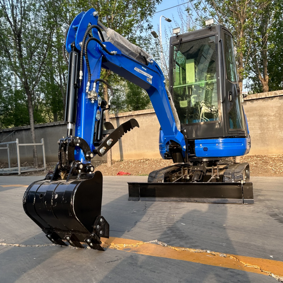 LEZUM DY25U Mini Excavator Euro 5/Epa Engine Kubota Mini Excavator For Sale - Mini excavator: picture 2 LEZUM DY25U Mini Excavator Euro 5/Epa Engine Kubota Mini Excavator For Sale - Mini excavator: picture 2