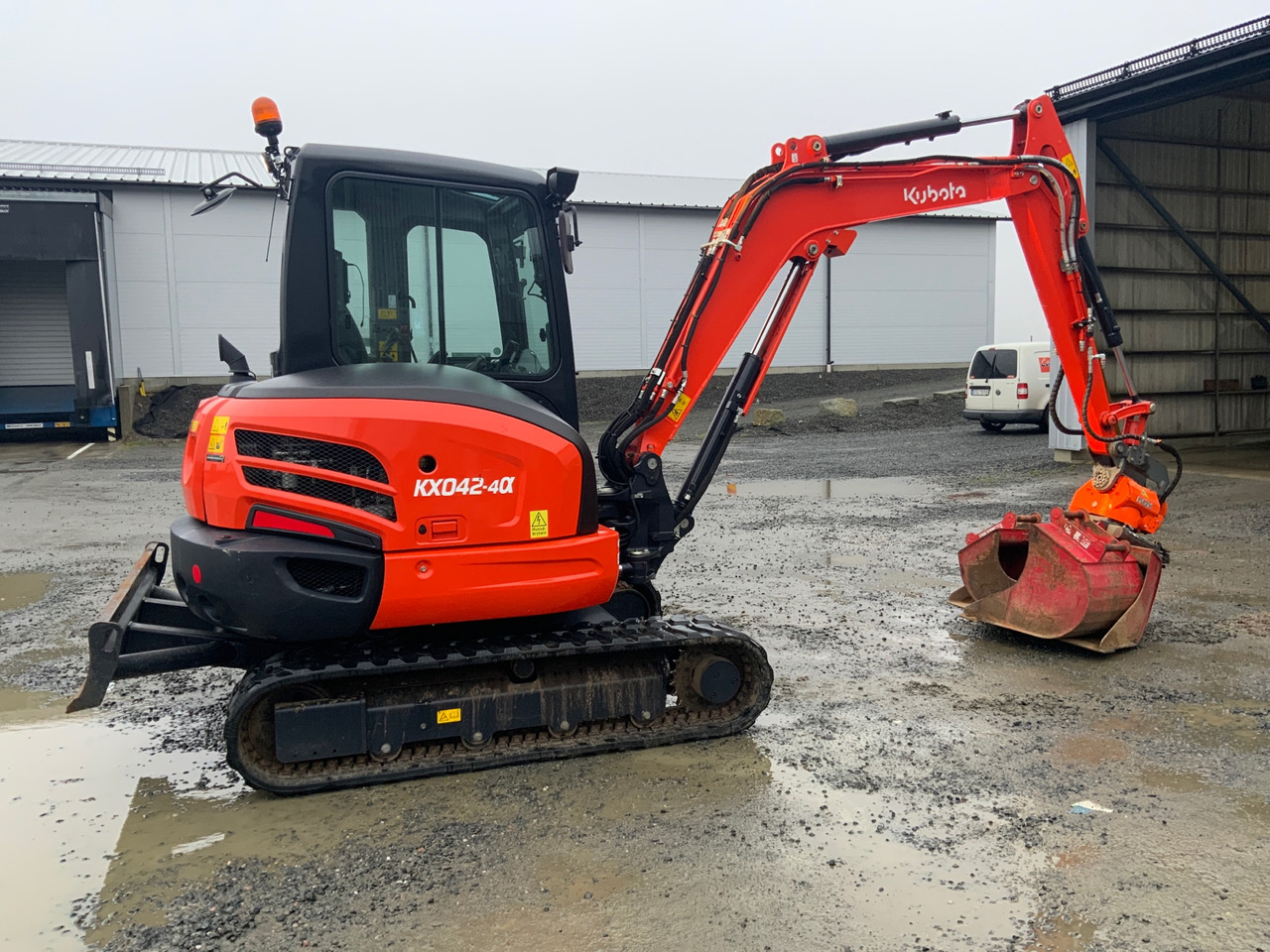 KUBOTA KX042-4 - Mini excavator: picture 3 KUBOTA KX042-4 - Mini excavator: picture 3
