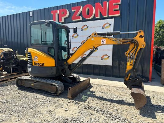 Bobcat E26 cabine a 21500 € HT - Mini excavator: picture 3 Bobcat E26 cabine a 21500 € HT - Mini excavator: picture 3