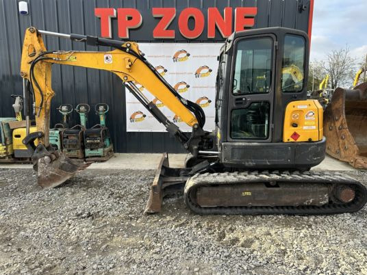 Bobcat E50 à 26900 € HT - Mini excavator: picture 2 Bobcat E50 à 26900 € HT - Mini excavator: picture 2