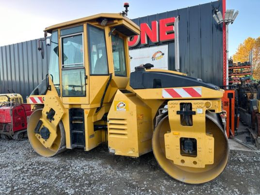 Dynapac CC222 - Roller: picture 2 Dynapac CC222 - Roller: picture 2