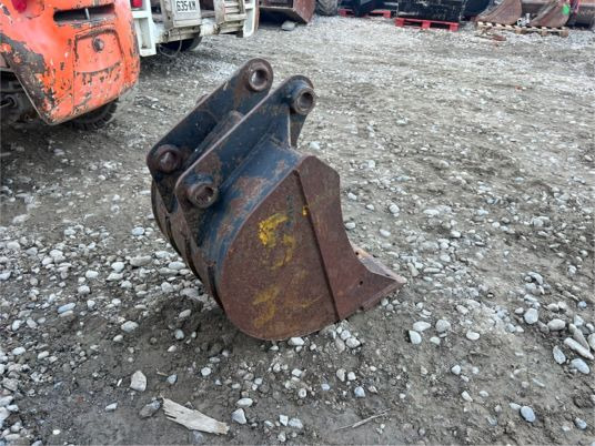 Godet de terrassement jcb - 550€ NET - Excavator bucket: picture 5 Godet de terrassement jcb - 550€ NET - Excavator bucket: picture 5