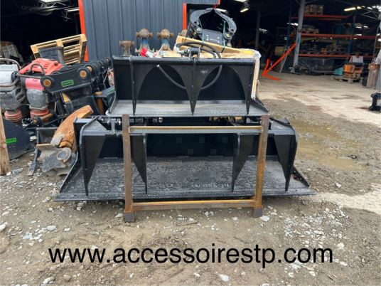 Godet grappin pour minichargeur - Bucket: picture 1 Godet grappin pour minichargeur - Bucket: picture 1