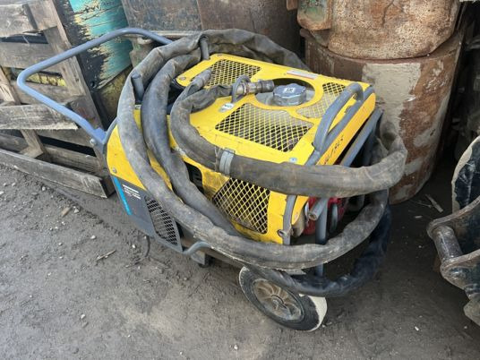 Groupe hydraulique atlas copco - Construction equipment: picture 3 Groupe hydraulique atlas copco - Construction equipment: picture 3