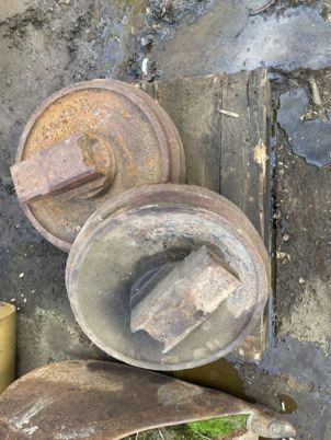 Roues foules pour DOOSAN DX140LC - Spare parts for Crawler excavator: picture 2 Roues foules pour DOOSAN DX140LC - Spare parts for Crawler excavator: picture 2