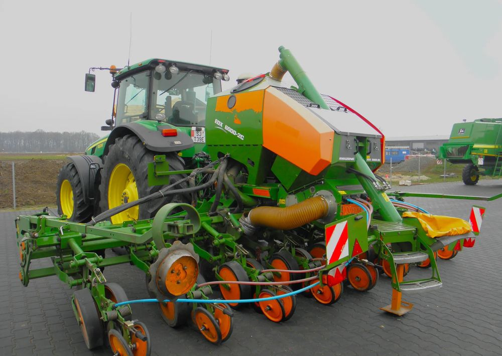 Amazone EDX 6000-2C Xpress 8 rzedowy, Nie Malowany, Stan Bardzo Dobry - Seed drill: picture 2 Amazone EDX 6000-2C Xpress 8 rzedowy, Nie Malowany, Stan Bardzo Dobry - Seed drill: picture 2