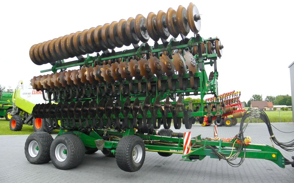 Great Plains Simba X-Prees 10  Stan Bardzo Dobry, 2014 Rok, Nie Malowana - Soil tillage equipment: picture 1 Great Plains Simba X-Prees 10  Stan Bardzo Dobry, 2014 Rok, Nie Malowana - Soil tillage equipment: picture 1