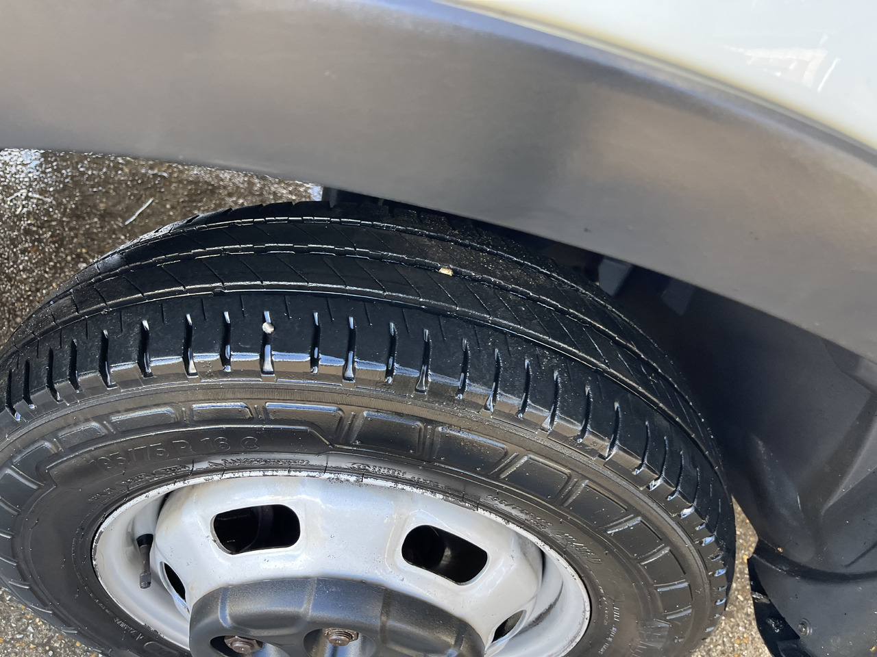 IVECO Daily 35-180 35c18 plateau - Flatbed van: picture 4 IVECO Daily 35-180 35c18 plateau - Flatbed van: picture 4