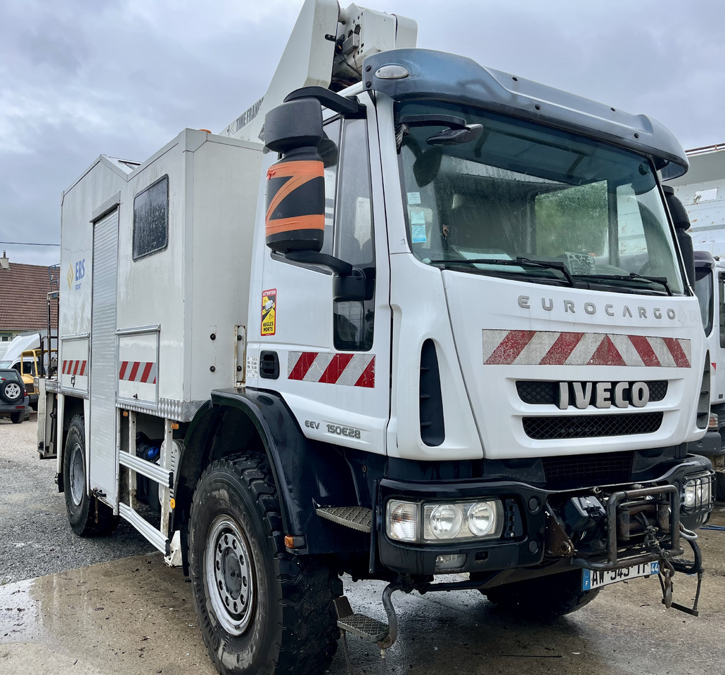 Iveco Eurocargo 150E28 4x4 nacelle Time 16M - Truck mounted aerial platform: picture 3 Iveco Eurocargo 150E28 4x4 nacelle Time 16M - Truck mounted aerial platform: picture 3