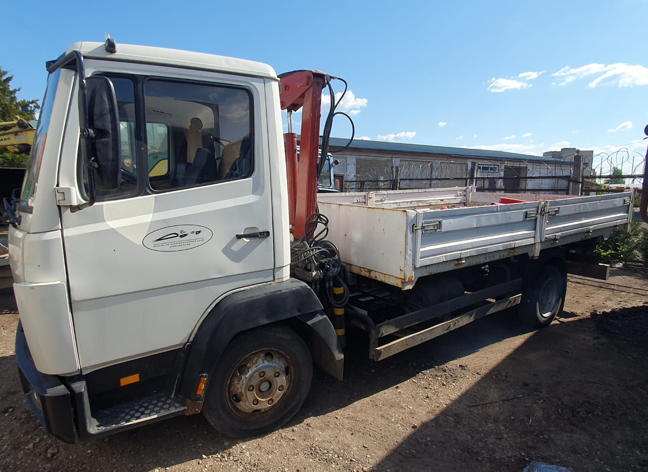MERCEDES-BENZ Vario 814 - Crane truck: picture 3 MERCEDES-BENZ Vario 814 - Crane truck: picture 3