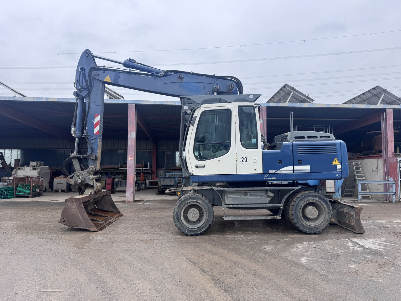 LIEBHERR A 904 C Litronic - Wheel excavator: picture 1 LIEBHERR A 904 C Litronic - Wheel excavator: picture 1