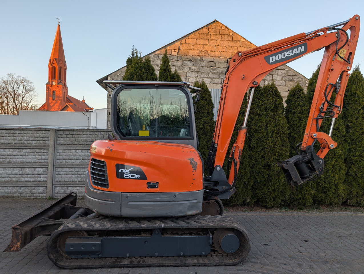 DOOSAN DX60R - Excavator: picture 2 DOOSAN DX60R - Excavator: picture 2