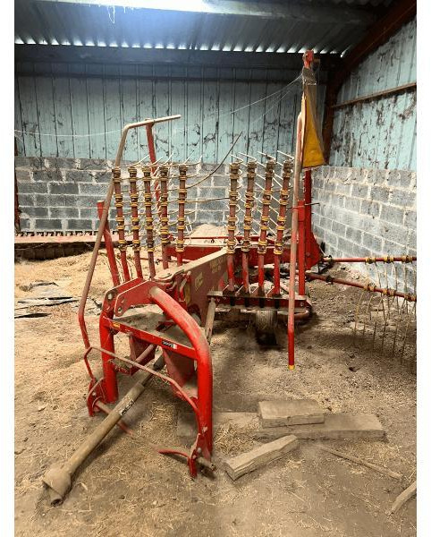 AGRAM 484 - Tedder/ Rake: picture 1 AGRAM 484 - Tedder/ Rake: picture 1