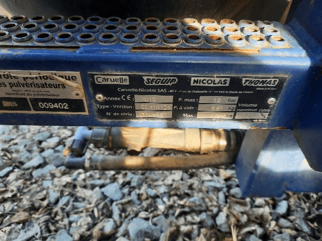 CARUELLE 1000L - Tractor mounted sprayer: picture 4 CARUELLE 1000L - Tractor mounted sprayer: picture 4