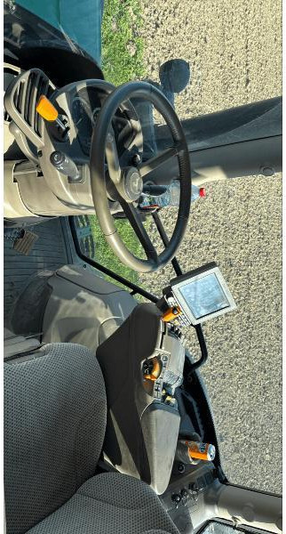 JOHN DEERE 6195R - Farm tractor: picture 5 JOHN DEERE 6195R - Farm tractor: picture 5