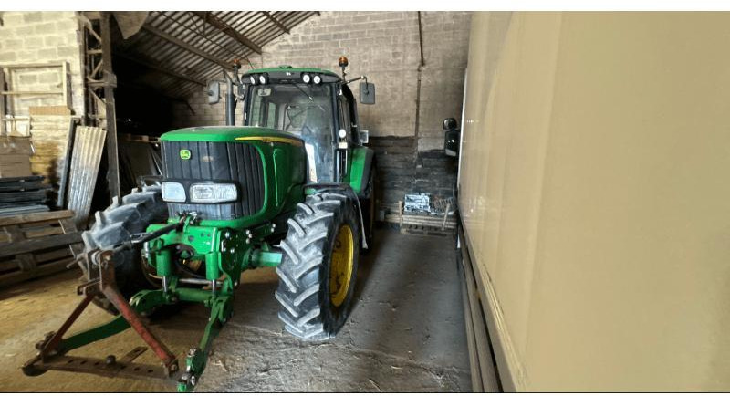 JOHN DEERE 6520 - Farm tractor: picture 4 JOHN DEERE 6520 - Farm tractor: picture 4