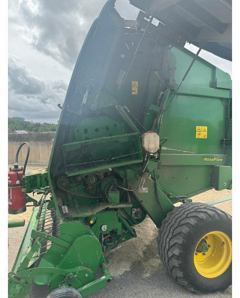 Round baler JOHN DEERE 864: picture 8 Round baler JOHN DEERE 864: picture 8