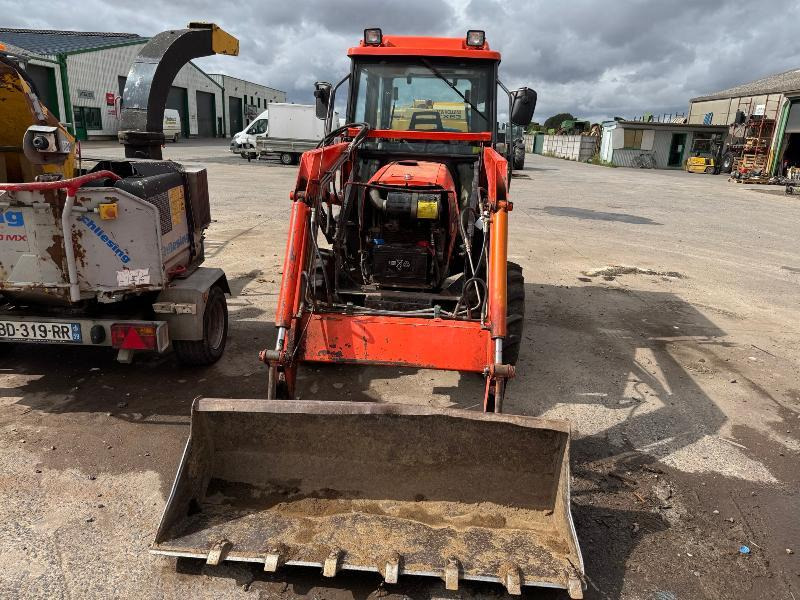 KIOTI DK45C - Farm tractor: picture 2 KIOTI DK45C - Farm tractor: picture 2