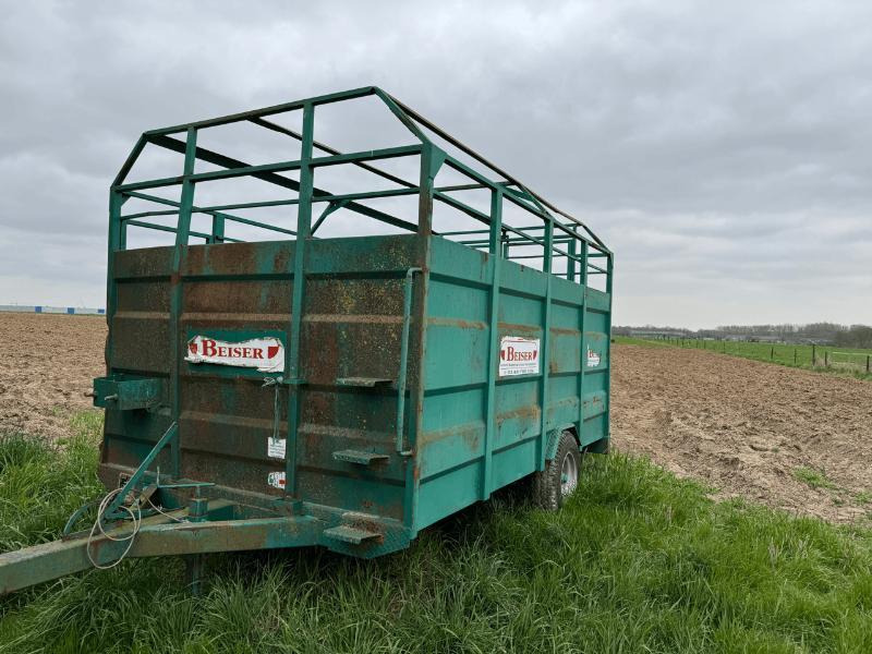 ROBUST 380 - Livestock trailer: picture 1 ROBUST 380 - Livestock trailer: picture 1