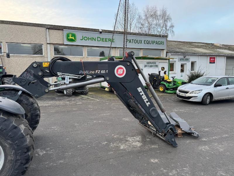 STOLL FZ60.1 - Front loader for tractor: picture 1 STOLL FZ60.1 - Front loader for tractor: picture 1