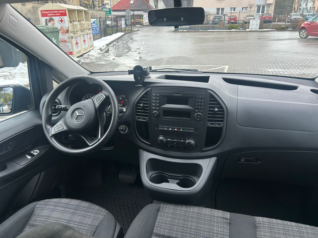 Mercedes-Benz VITO TOURER - Passenger van: picture 5 Mercedes-Benz VITO TOURER - Passenger van: picture 5