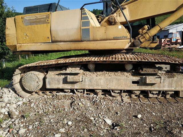 Excavator Komatsu PC 400-LC 5 with long arm - Crawler excavator: picture 4 Excavator Komatsu PC 400-LC 5 with long arm - Crawler excavator: picture 4