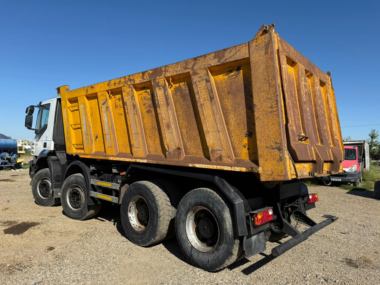 IVECO TRAKKER TIPPER - Tipper: picture 4 IVECO TRAKKER TIPPER - Tipper: picture 4