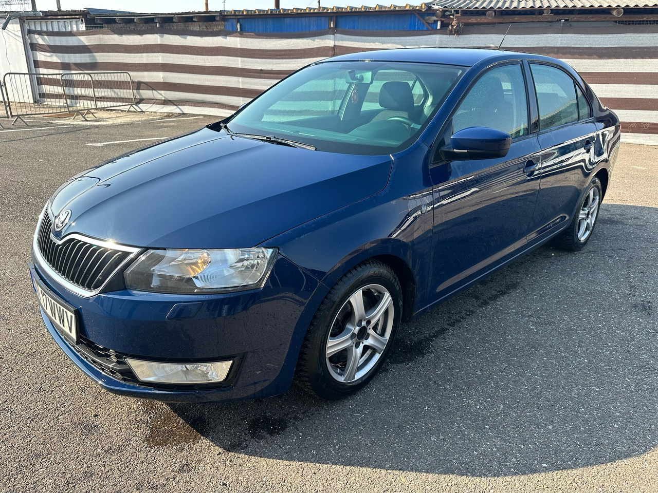 SKODA RAPID - Sedan: picture 1 SKODA RAPID - Sedan: picture 1