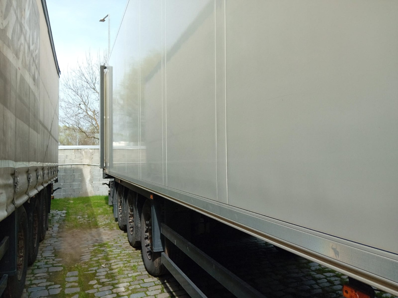 Schmitz Cargobull SCB S3B Refrigerated Semi-trailer - Refrigerator semi-trailer: picture 5 Schmitz Cargobull SCB S3B Refrigerated Semi-trailer - Refrigerator semi-trailer: picture 5