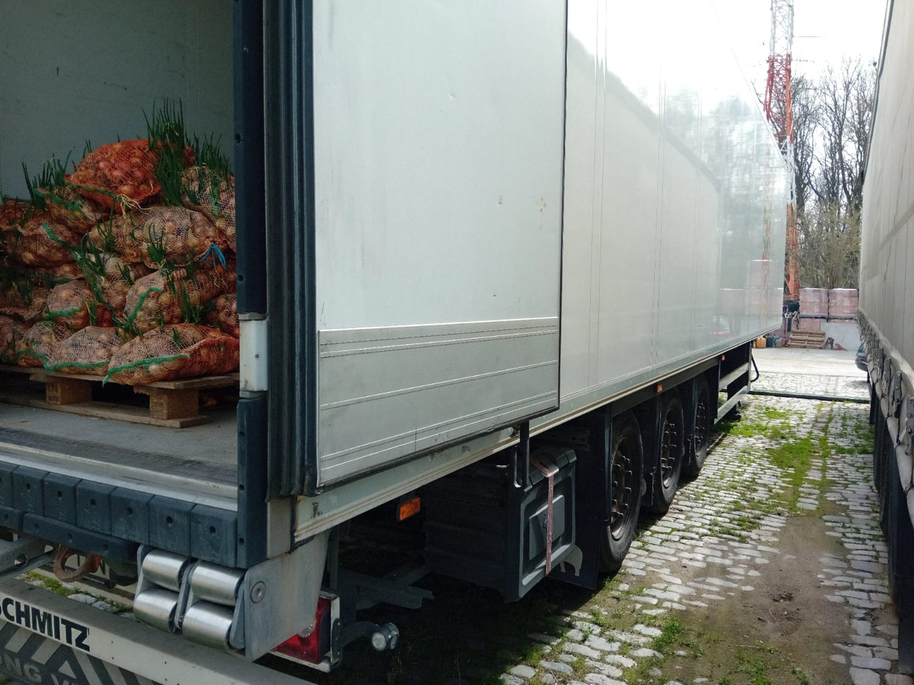 Schmitz Cargobull SCB S3B Refrigerated Semi-trailer - Refrigerator semi-trailer: picture 4 Schmitz Cargobull SCB S3B Refrigerated Semi-trailer - Refrigerator semi-trailer: picture 4