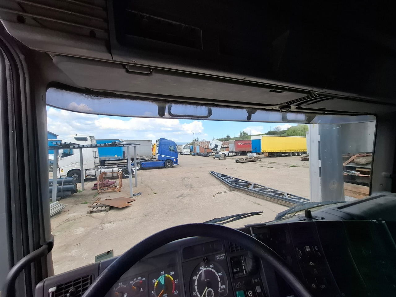 Scania B 6X2 - Tractor unit: picture 4 Scania B 6X2 - Tractor unit: picture 4