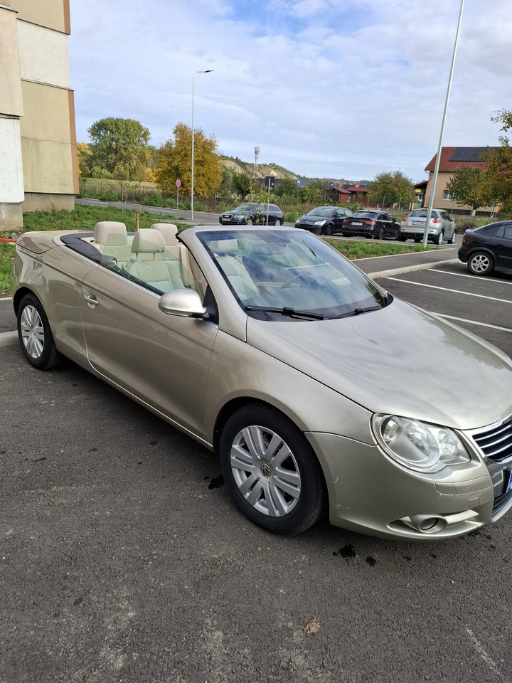 Volkswagen Eos Cabrio - Convertible: picture 1 Volkswagen Eos Cabrio - Convertible: picture 1