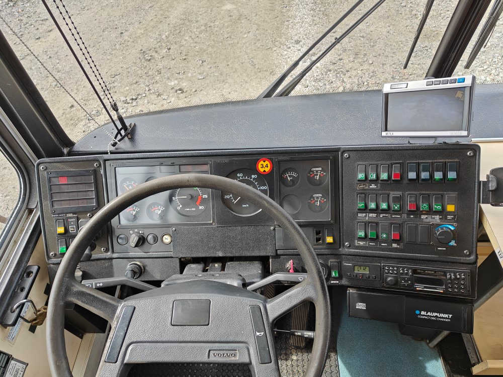 Leasing of Volvo B10M kirjastoauto - Kori Libris 310 Volvo B10M kirjastoauto - Kori Libris 310: picture 18