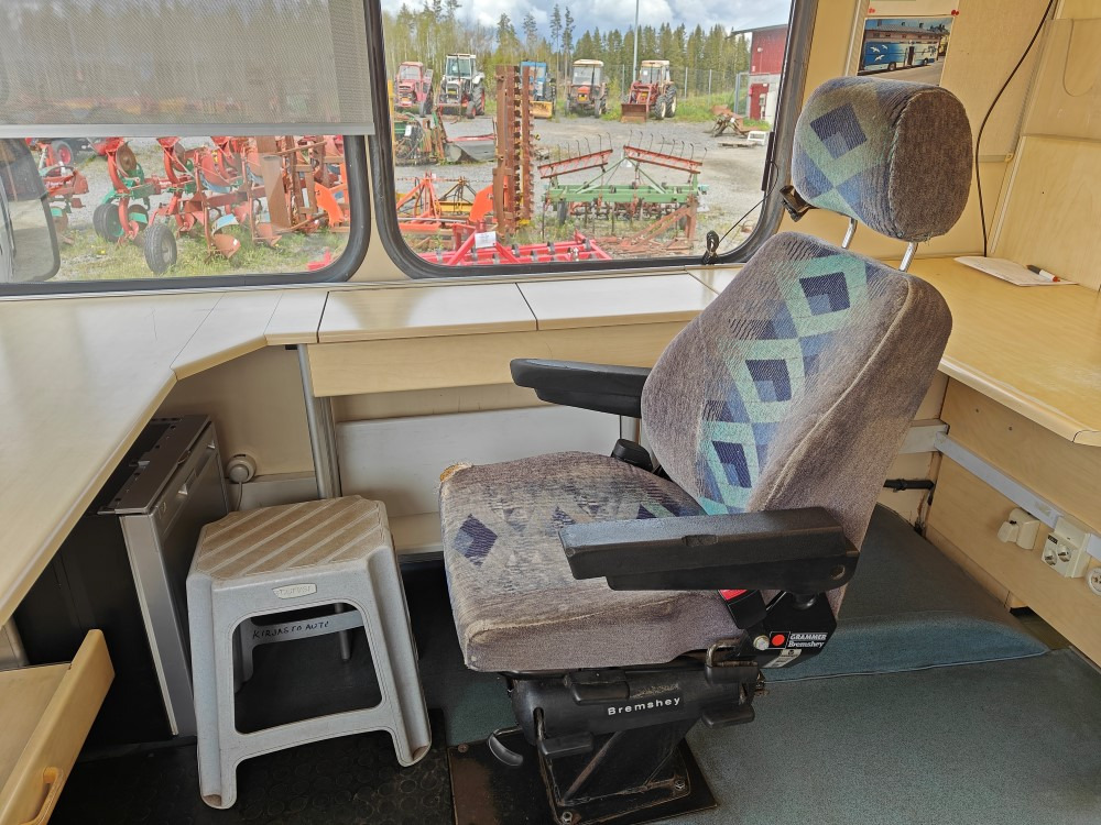 Leasing of Volvo B10M kirjastoauto - Kori Libris 310 Volvo B10M kirjastoauto - Kori Libris 310: picture 19