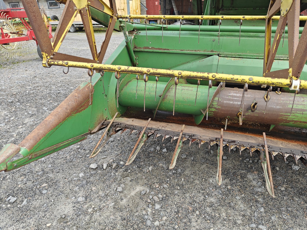 Combine harvester JOHN DEERE 925 leikkuupuimuri: picture 6 Combine harvester JOHN DEERE 925 leikkuupuimuri: picture 6