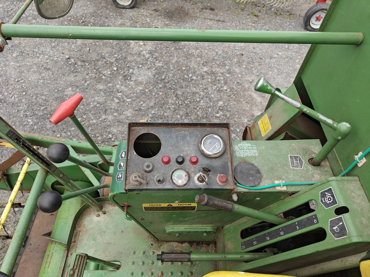 Combine harvester JOHN DEERE 925 leikkuupuimuri: picture 18 Combine harvester JOHN DEERE 925 leikkuupuimuri: picture 18