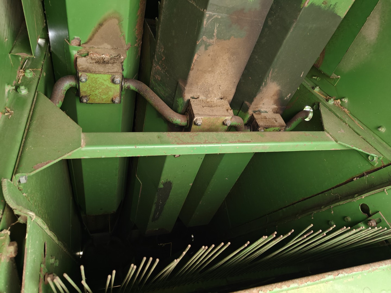 Combine harvester JOHN DEERE 925 leikkuupuimuri: picture 11 Combine harvester JOHN DEERE 925 leikkuupuimuri: picture 11